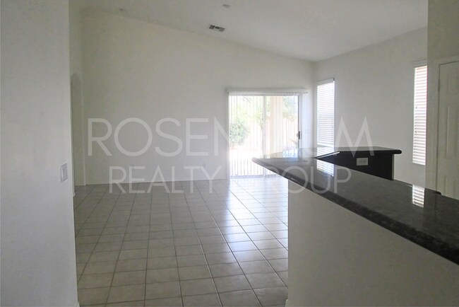 Foto del edificio - 7551 Dusty Boot Rd