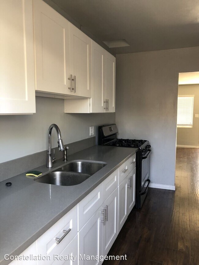 Foto del edificio - 4110-4124.5-41245 32nd St