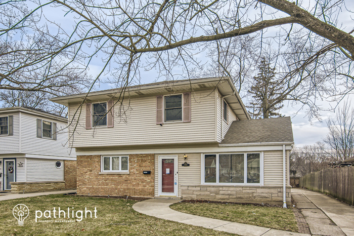 Foto principal - 17619 Western Ave, Homewood, IL, 60430