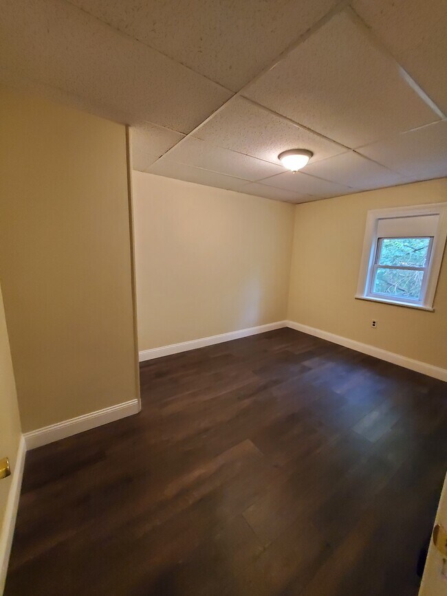 Building Photo - 122 Highland Dr