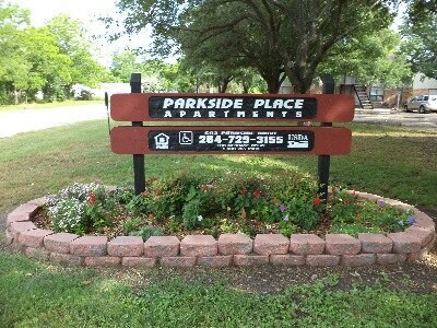 Building Photo - 603 Parkside Dr