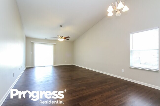 Building Photo - 15262 Smarty Jones Dr