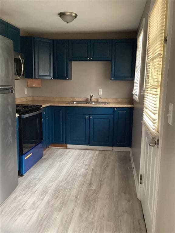 Foto del edificio - 545 Spring St