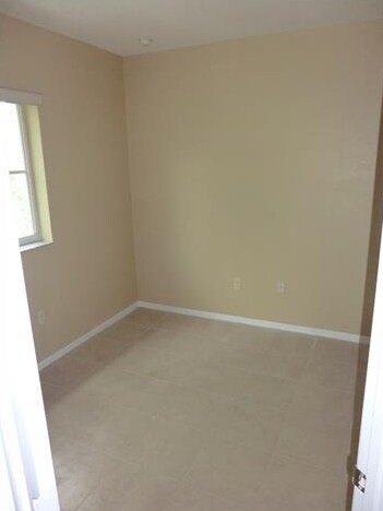Foto del edificio - 3926 SW 52nd Ave