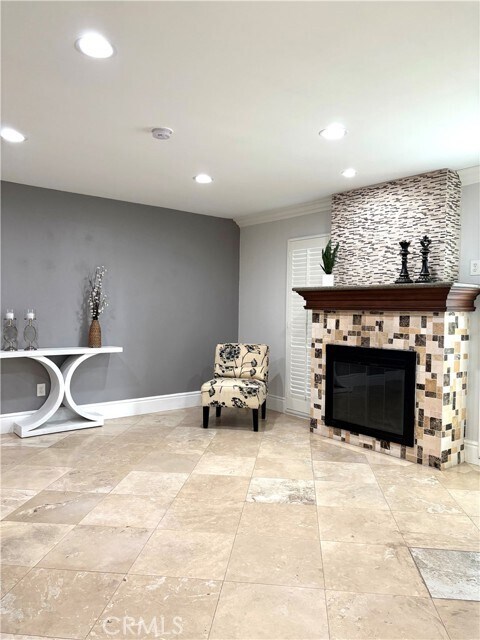 Foto del edificio - 16635 Algonquin St