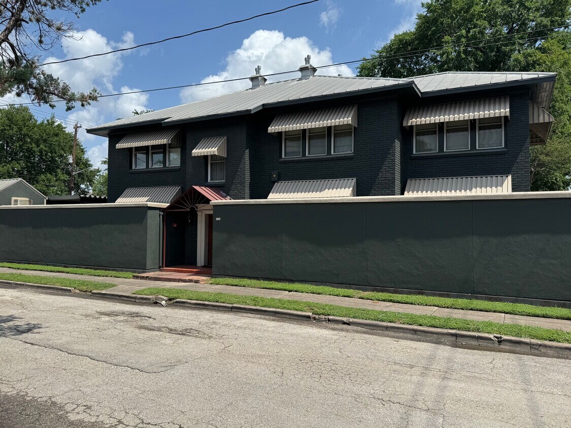 Photo - 906 Oakley St (Houston, TX)