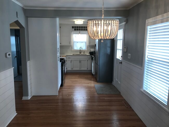 Foto del edificio - 5214 Cedar St