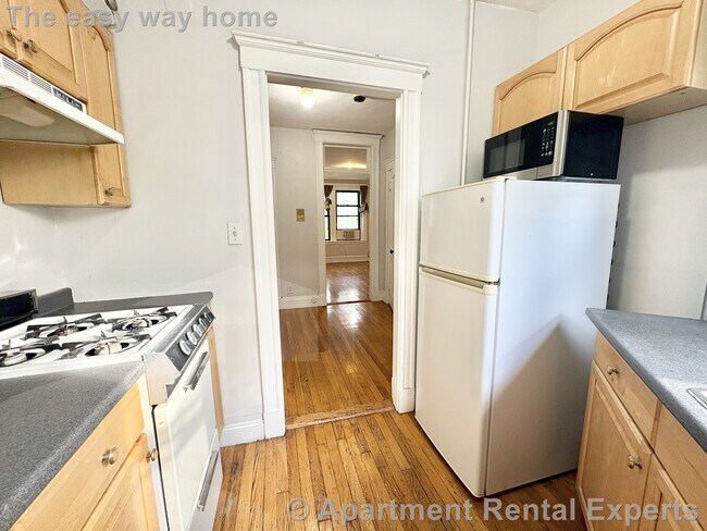 Foto del edificio - 335A Harvard St Unit #12