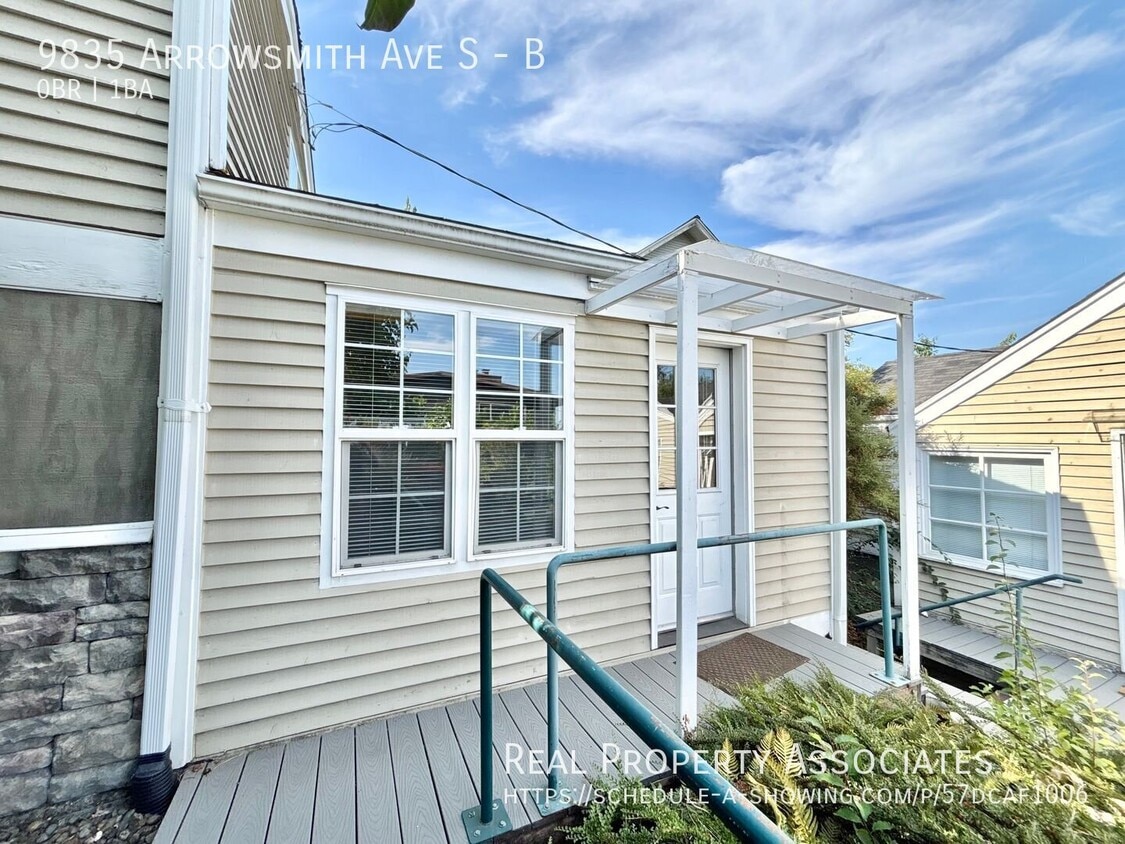 Photo - 9835 Arrowsmith Ave S-B