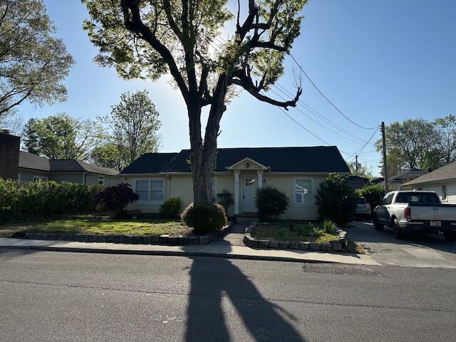 Foto del edificio - 860 Harle Ave NW