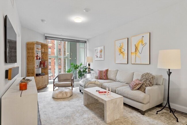 Foto del edificio - 771 Harrison Ave