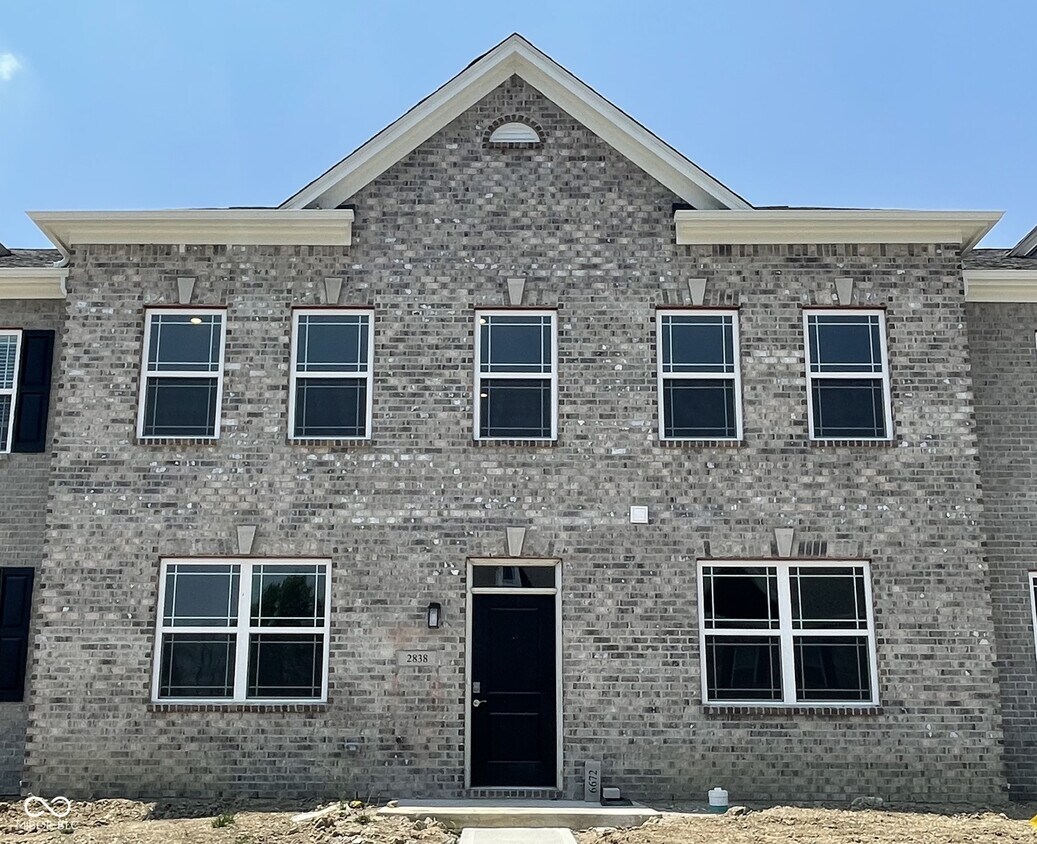 2838 Maricopa Blvd, Whitestown, IN 46075 Townhome Rentals in Whitestown IN