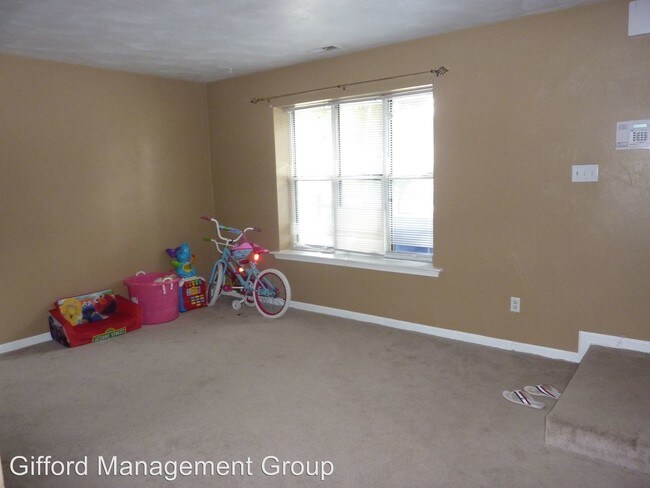 Building Photo - 3 br, 1.5 bath House - 5204 Richard Rd