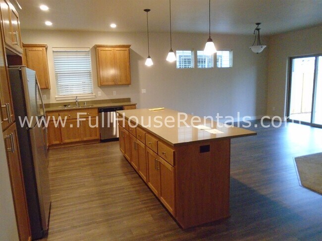 Building Photo - Newer Single Family Home. Lots of upgrades.