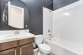 Building Photo - 6348 Skystone St