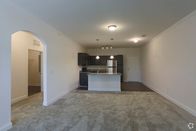 1HAB, 1BA Edad - Grand Oaks of Spartanburg