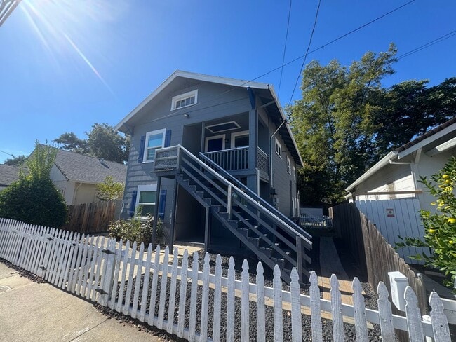 Photo - 3 bedroom | 1 bathroom | Oak Park Duplex House