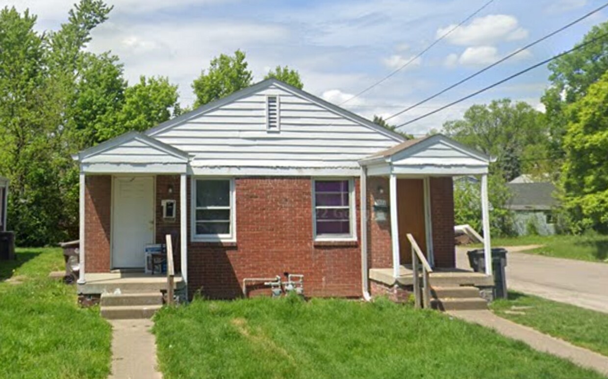 1330 Medford Ave Unit 1330, Indianapolis, IN 46222 Room for Rent in