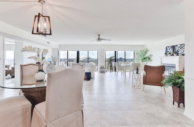 Photo - 944 S Peninsula Dr Apartment