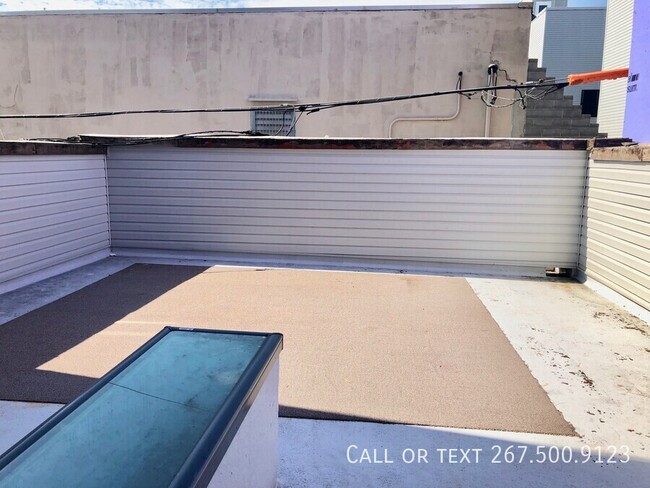 Foto del edificio - Large 2BR/2BA unit with Washer/Dryer.  Pri...