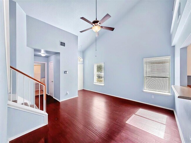 Foto del edificio - 2413 Socorro Bend