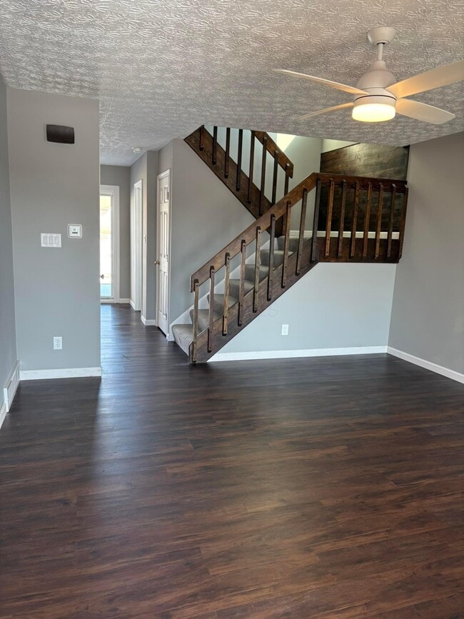 Foto del edificio - 2232 Pinion Pl