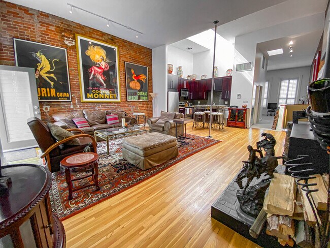 Foto del edificio - 1742 Blake St