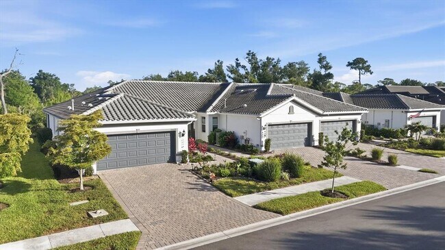 Building Photo - 25029 Pearl Lk Cir