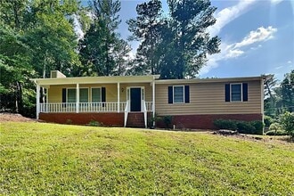 Building Photo - 2935 Leasa Ct