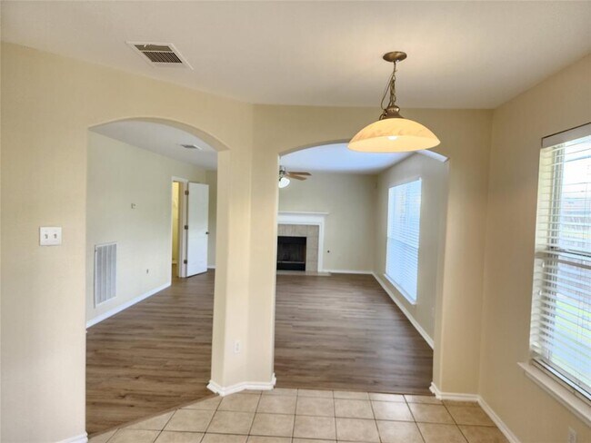 Foto del edificio - 3629 Hawk View St