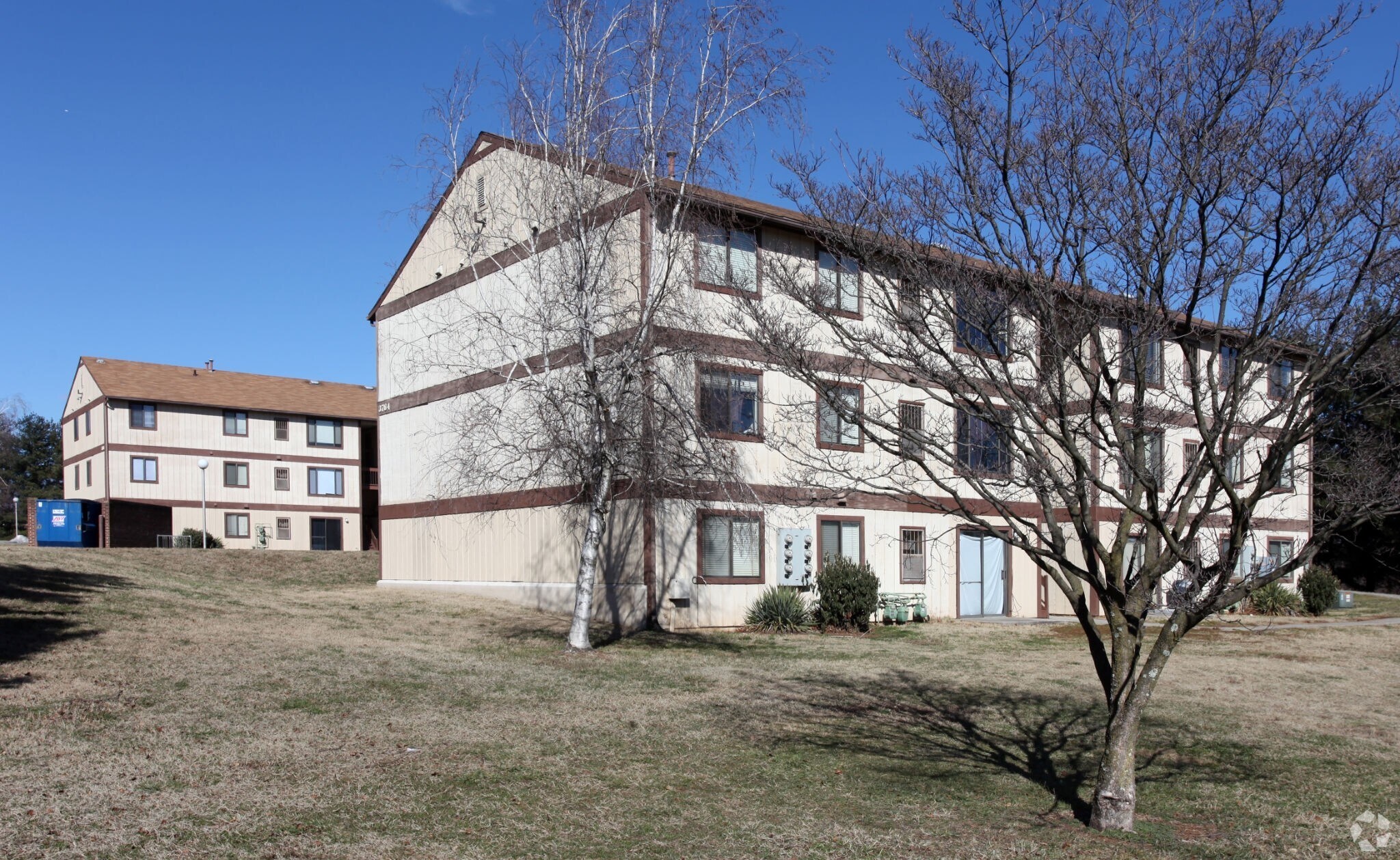 Lee Hy Manor - 3760 Stratford Park Dr Sw Roanoke, VA 24018 | Apartments.com