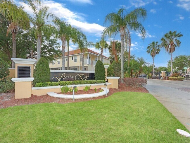 Building Photo - 1106 S Beach Cir