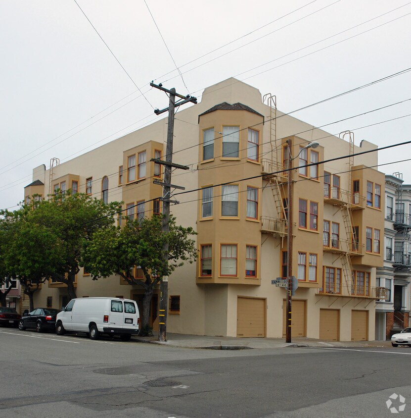Foto principal - 300 Cabrillo St