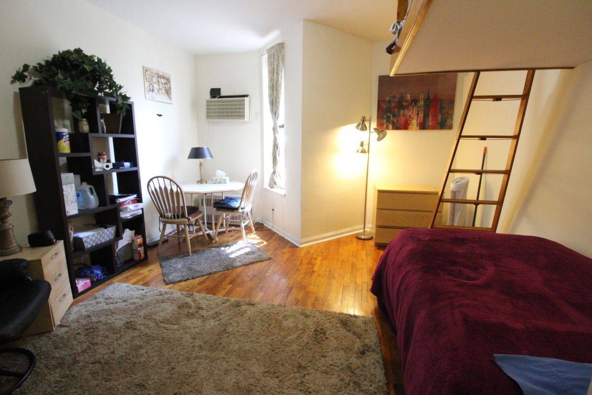 Primary Photo - 252 W 91st St