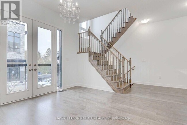Building Photo - 11 Howick Ln