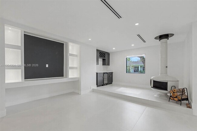 Building Photo - 7505 SW 167th St