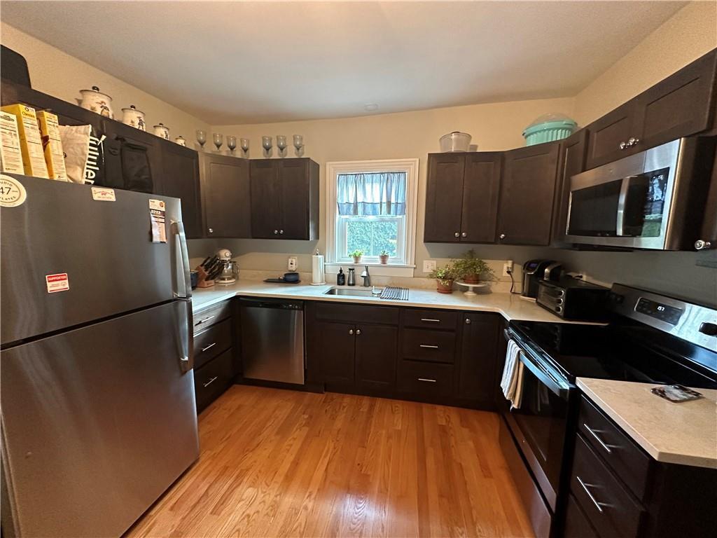 Primary Photo - 100 Alfred Drowne Rd