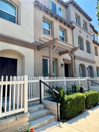 Building Photo - 338 N Fenimore Ave