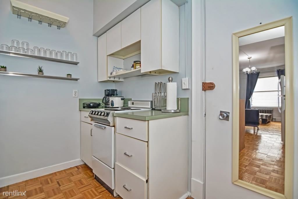 Primary Photo - 1 br, 2 bath Condo - 6400 N Northwest Hwy