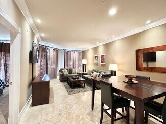 Building Photo - 220 E Flamingo Rd