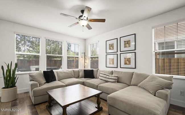 Building Photo - 3890 Dominus Dr