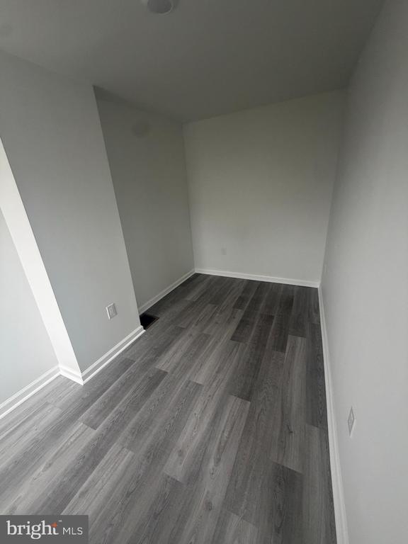 Foto del edificio - 112 E Huntingdon St