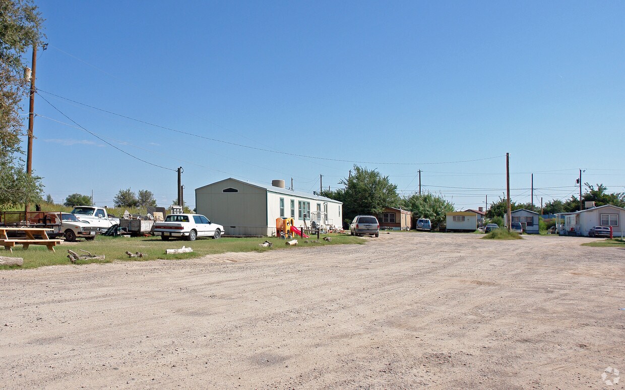 Foto del edificio - S and S Mobile Home Park