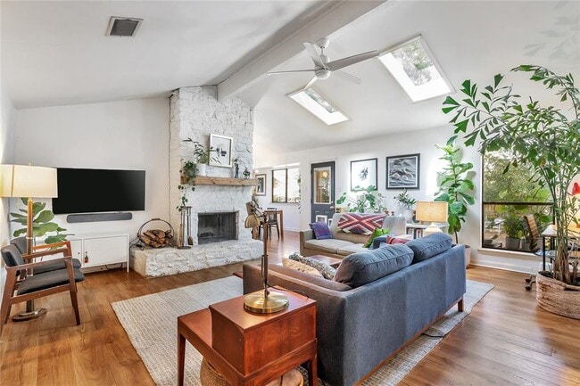 Building Photo - 1516 Turtle Creek Blvd