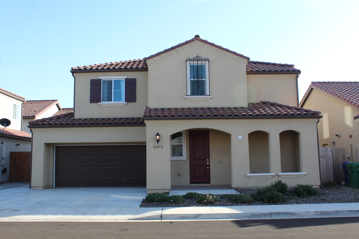 Primary Photo - 4372 Ladera Dr
