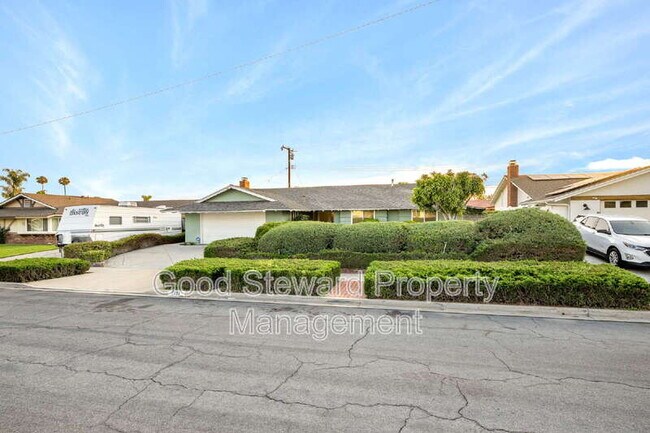 Foto del edificio - 5111 Roxborough Dr