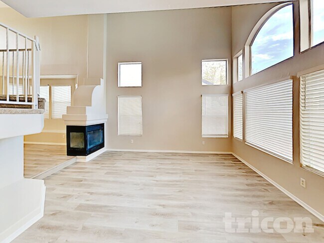 Foto del edificio - 6667 Whistling Swan Way