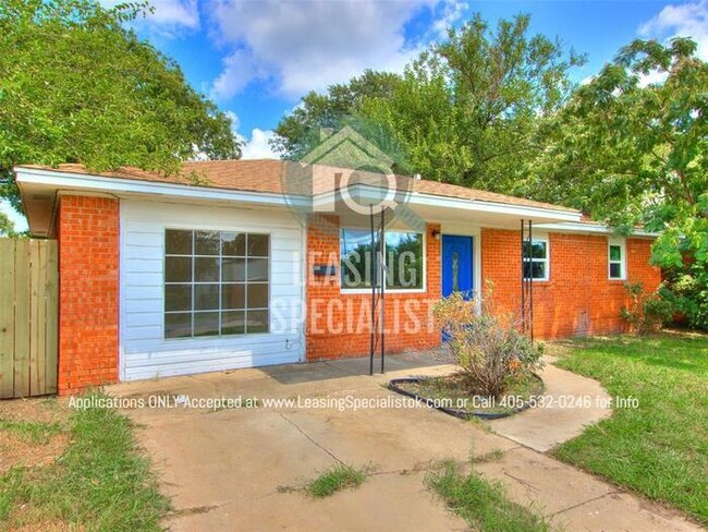 Building Photo - 4 Bedroom House In the Heart of Norman!