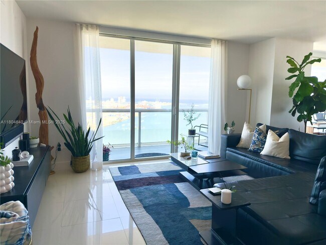 Building Photo - 50 Biscayne Blvd