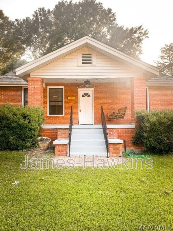 Primary Photo - 421 N Panama St